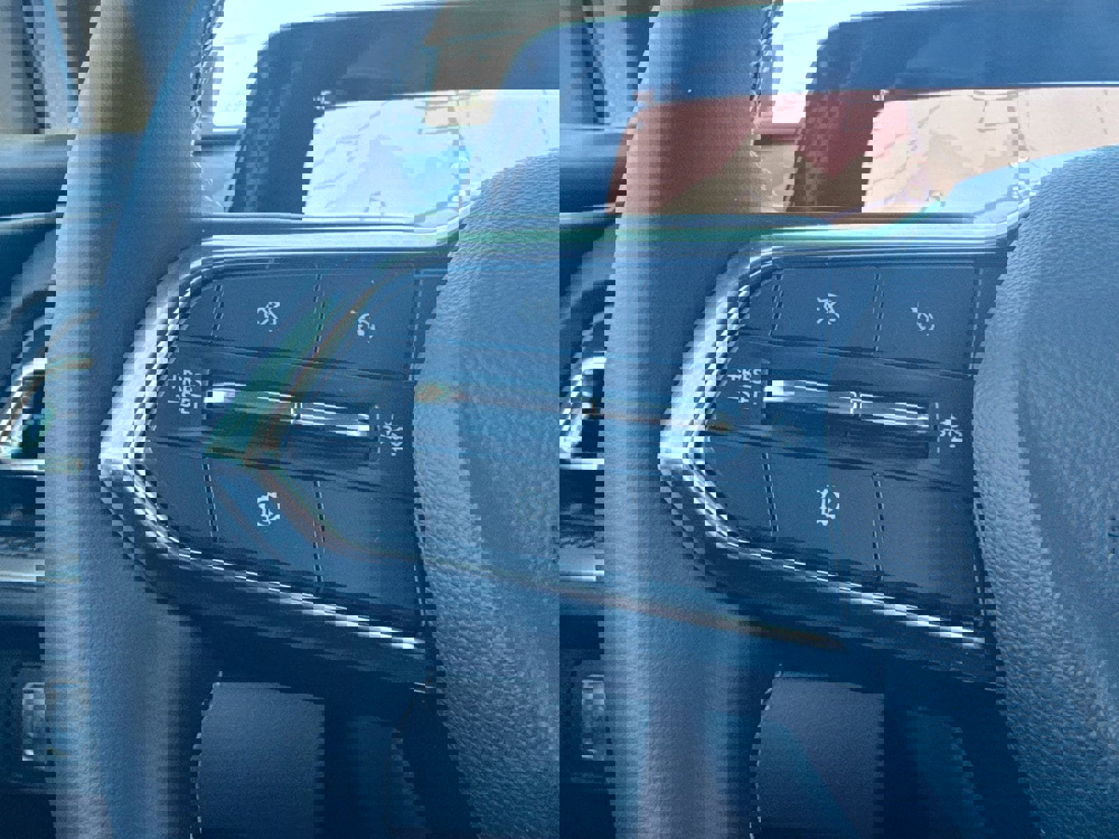 New 2026 Chevrolet Traverse LT w/ Midnight/Sport Edition AWD/4WD image 61