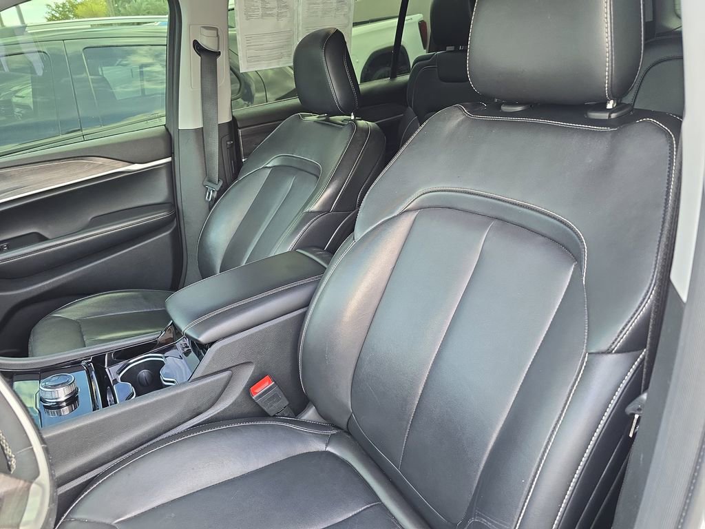 Used 2021 Jeep Grand Cherokee L Limited image 14