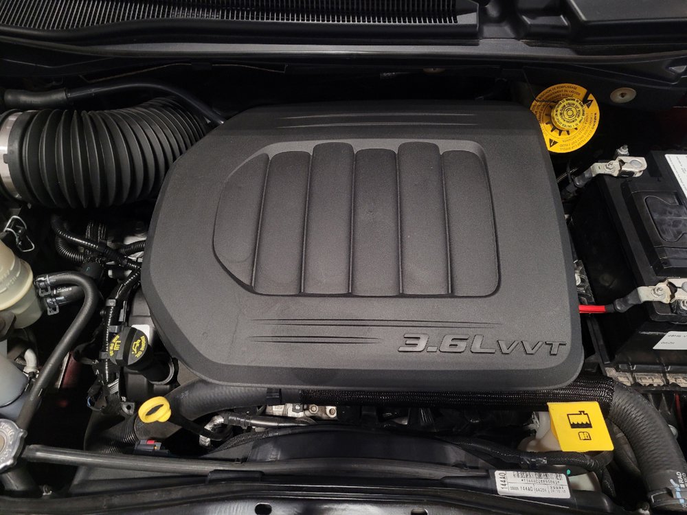 Used 2019 Dodge Grand Caravan SE FWD image 30