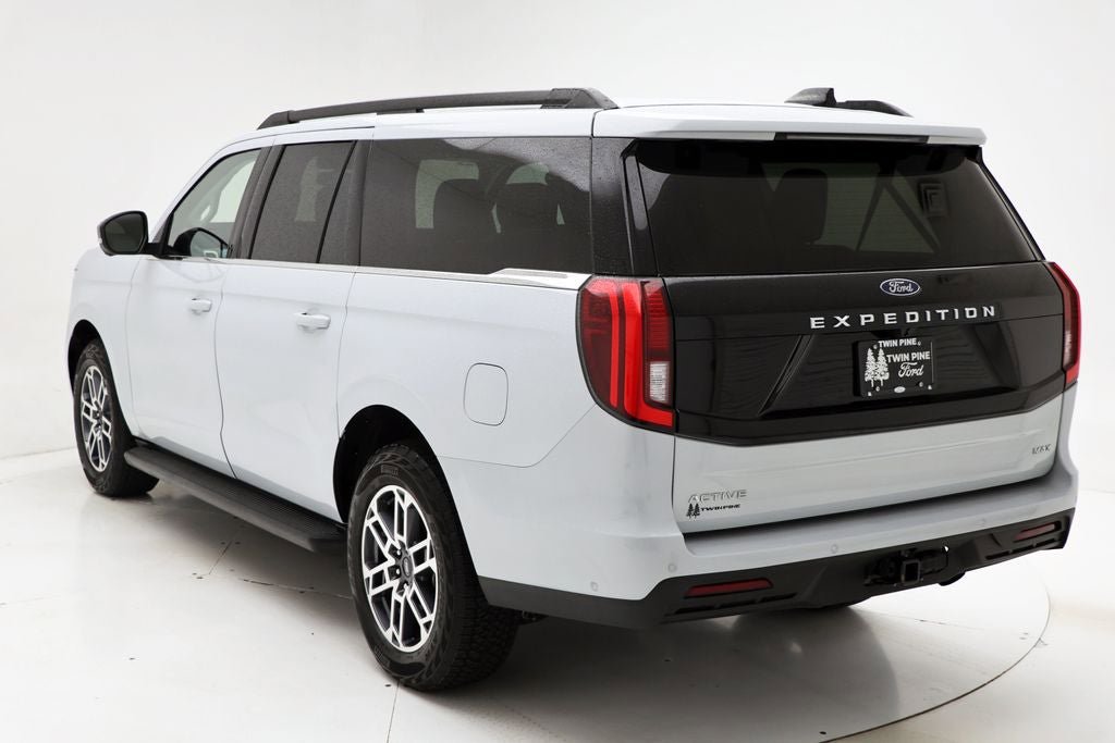 Used 2025 Ford Expedition Max Active AWD/4WD image 6