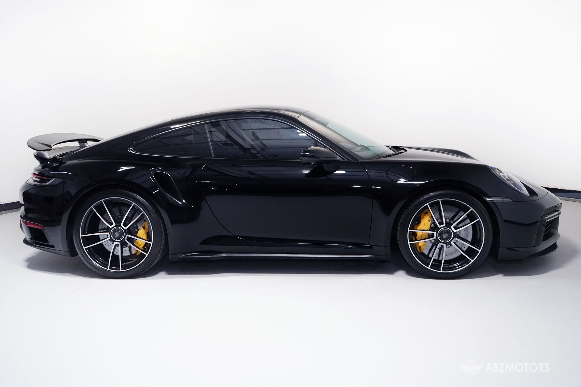 Used 2021 Porsche 911 Turbo S AWD/4WD image 4