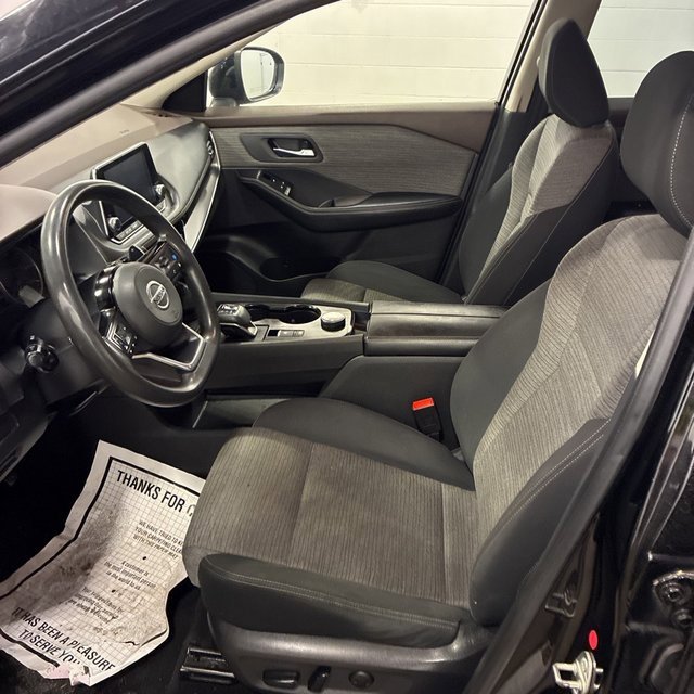 Used 2021 Nissan Rogue SV image 14