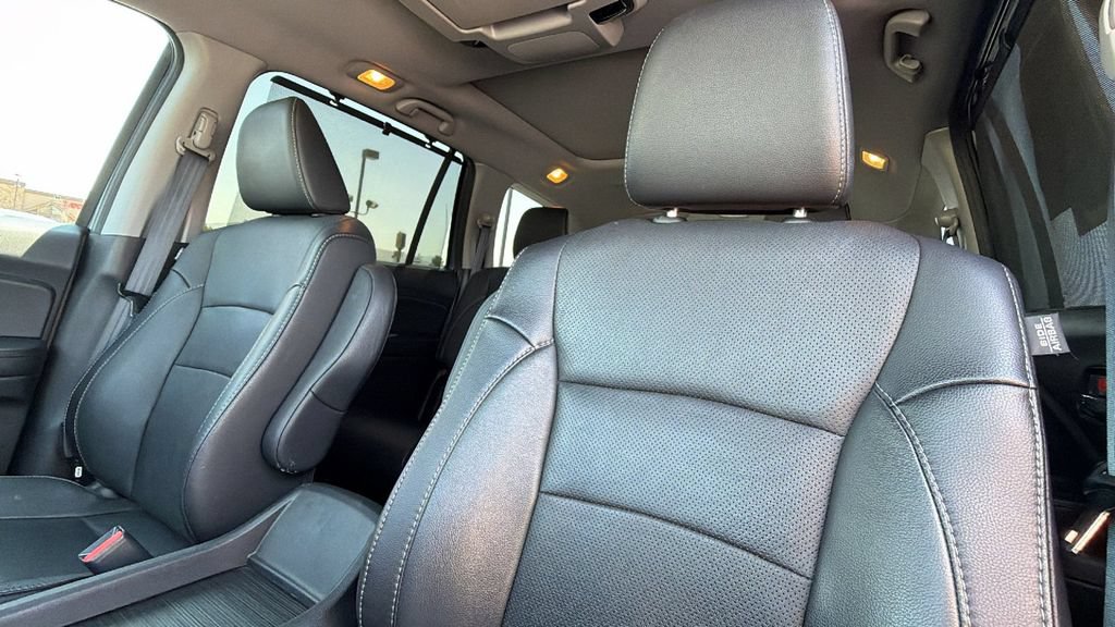Used 2022 Honda Pilot Elite image 11