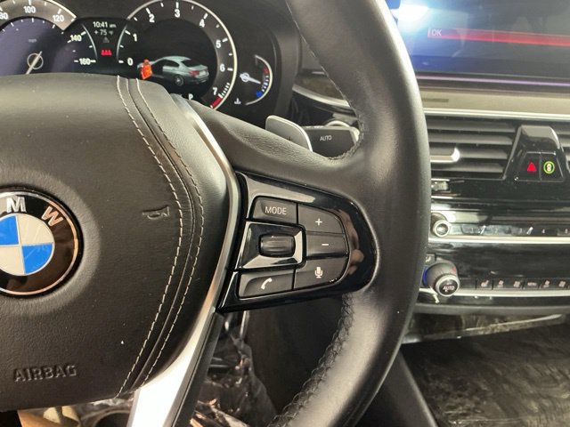 Used 2019 BMW 530i w/ Convenience Package RWD image 21