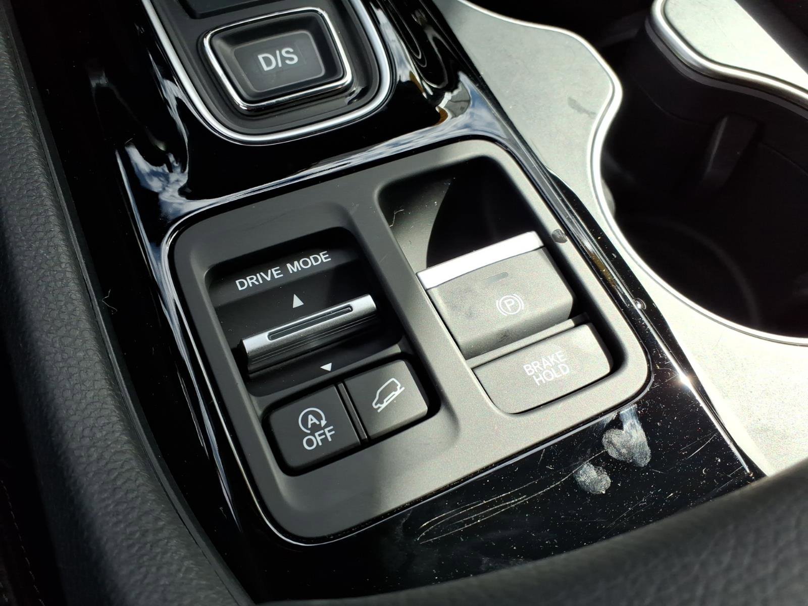 Certified 2024 Honda Pilot Touring image 23