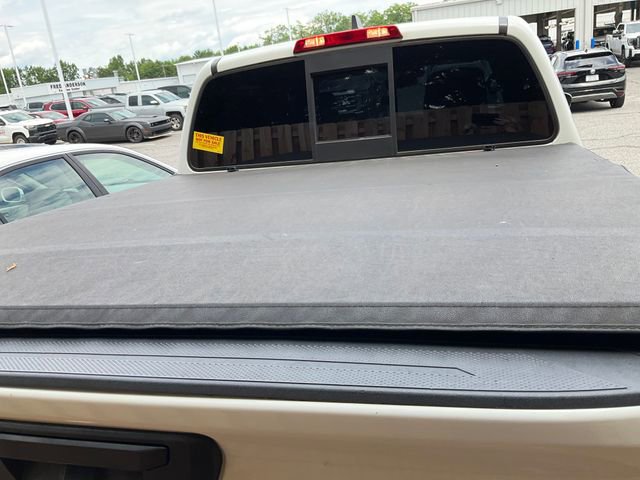 Used 2022 Nissan Frontier PRO-4X AWD/4WD image 6