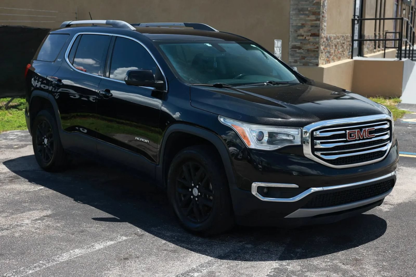 Used 2019 GMC Acadia SLT FWD image 9