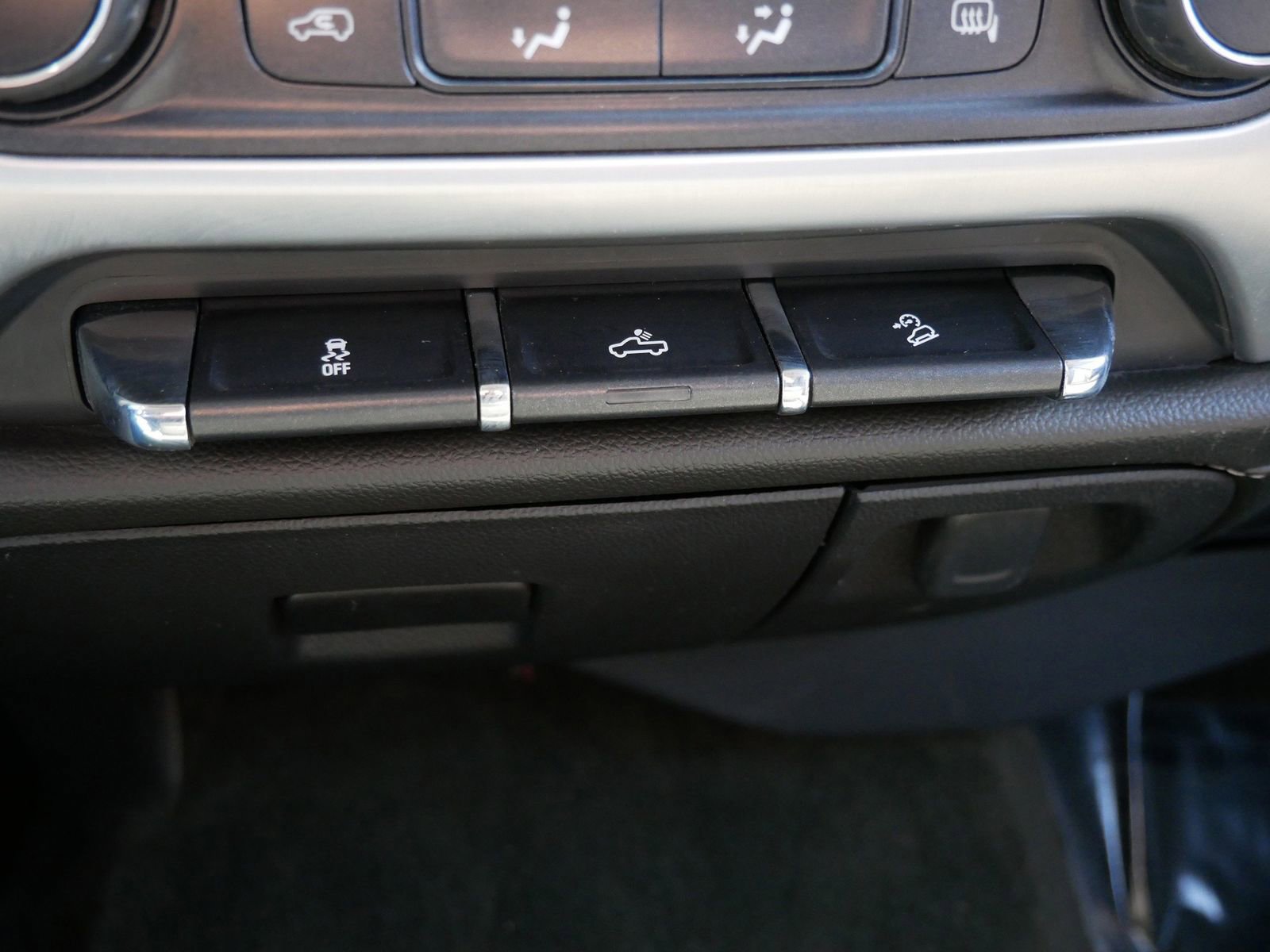 Used 2015 GMC Sierra 2500 SLE AWD/4WD image 19