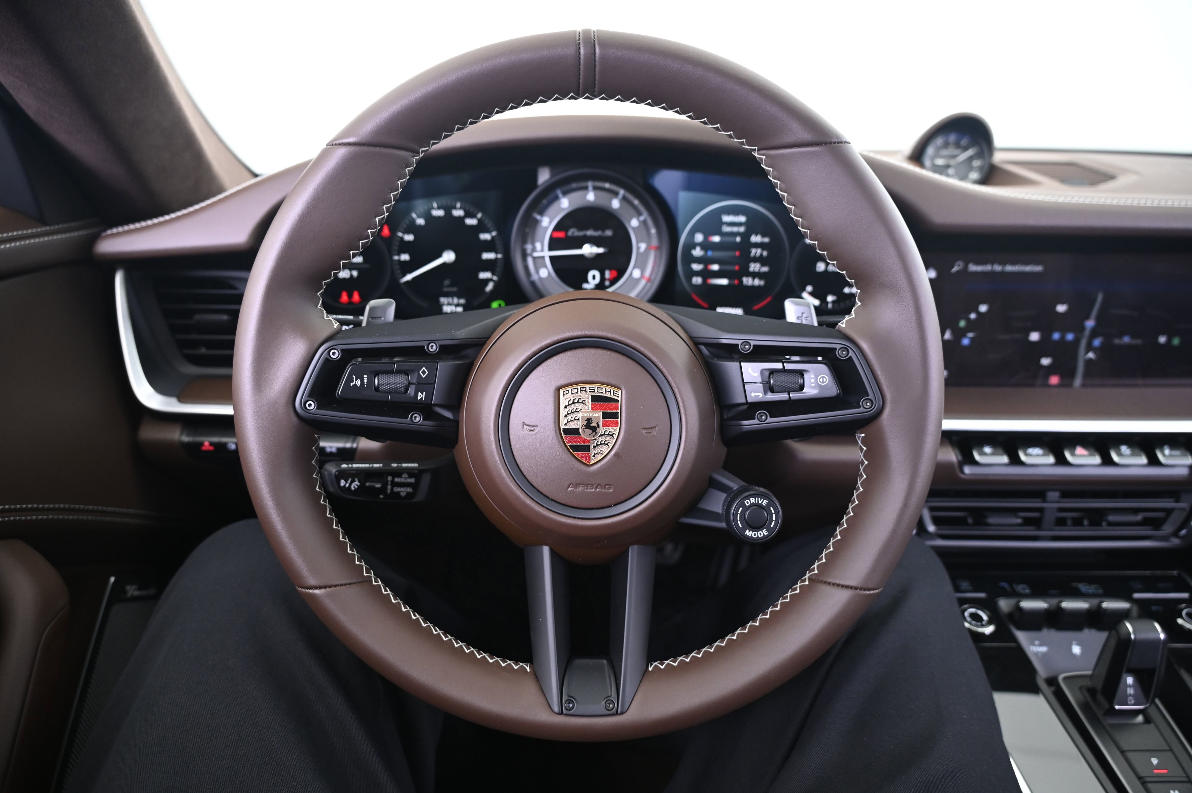 Used 2025 Porsche 911 Turbo image 30