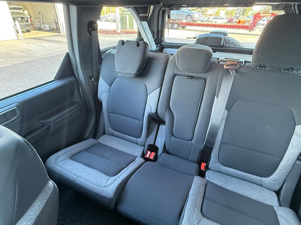 Used 2025 Ford Bronco 4-Door image 14