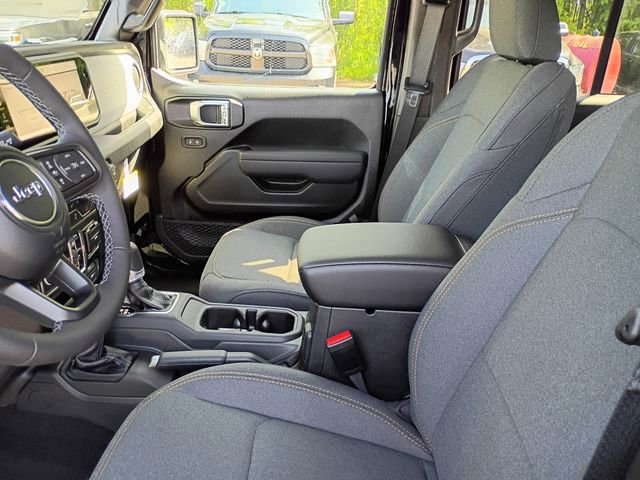 New 2026 Jeep Gladiator Sport AWD/4WD image 12