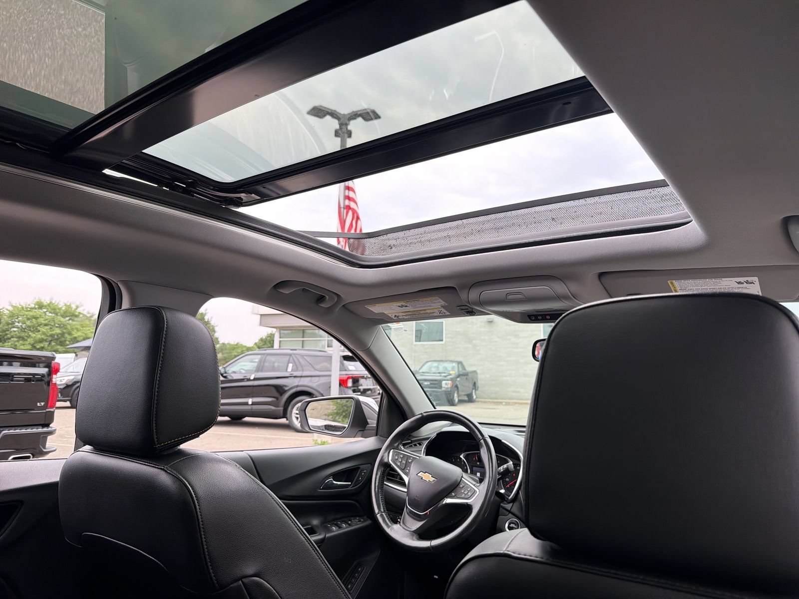Used 2020 Chevrolet Equinox Premier AWD/4WD image 23