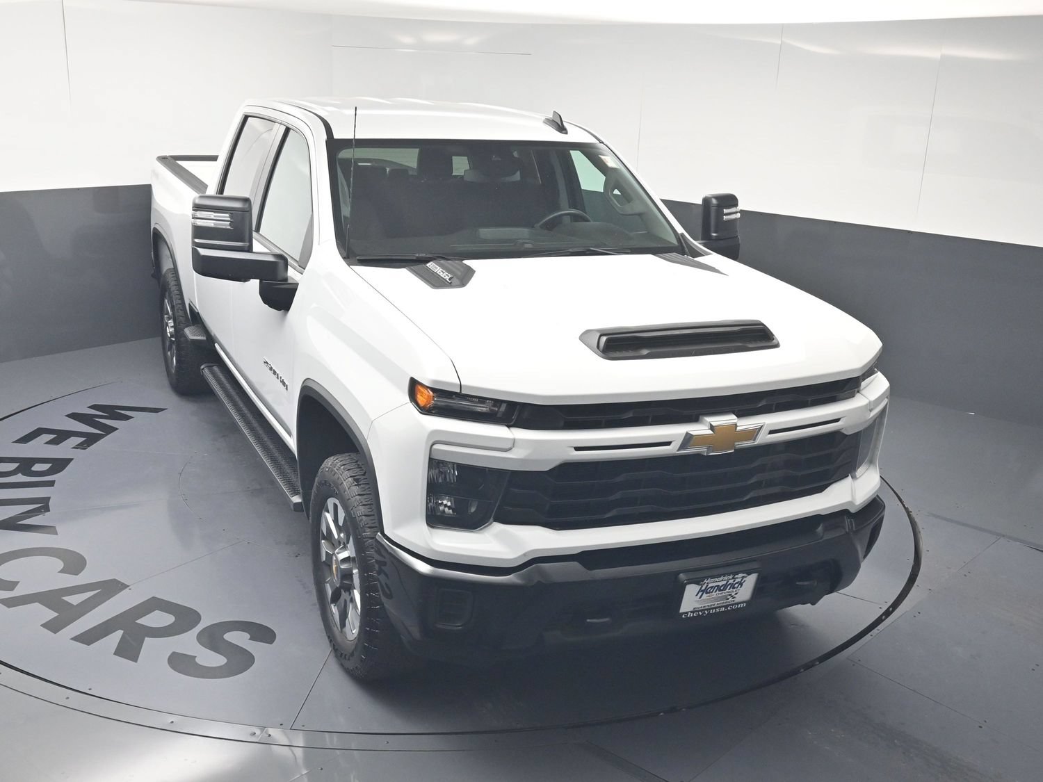 Used 2024 Chevrolet Silverado 2500 Custom w/ Custom Convenience Package AWD/4WD image 32