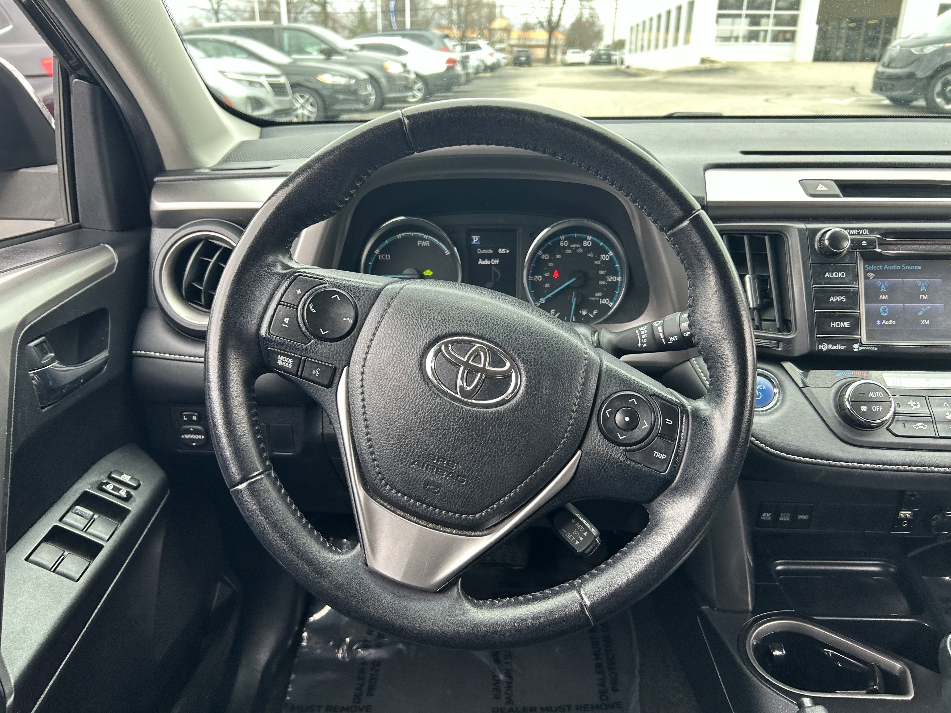 Used 2016 Toyota RAV4 XLE image 10