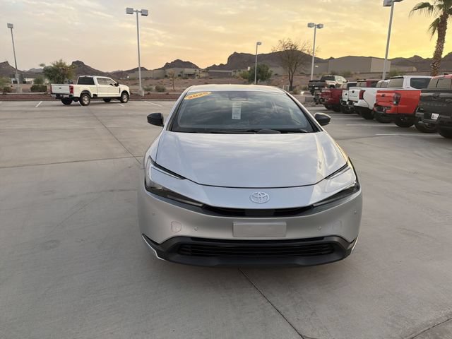 Certified 2025 Toyota Prius LE FWD image 2