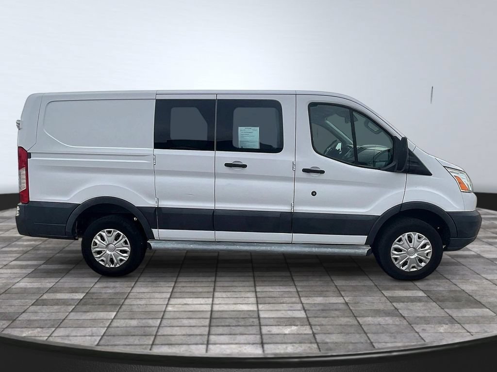 Used 2016 Ford Transit 250 130 Low Roof w/ Exterior Upgrade Package RWD image 8
