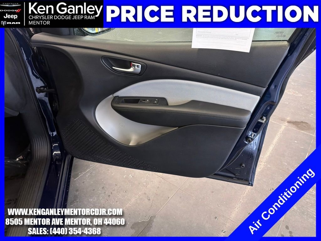 Used 2016 Dodge Dart SXT w/ Rallye Appearance Group image 23