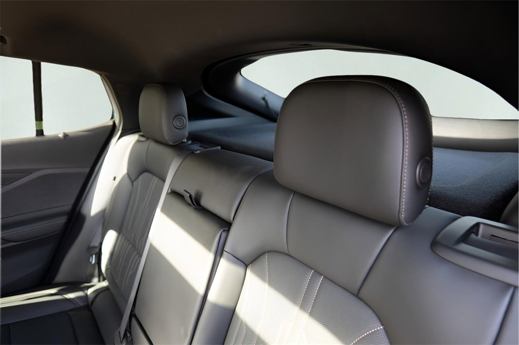 New 2026 Buick Envista Avenir image 23