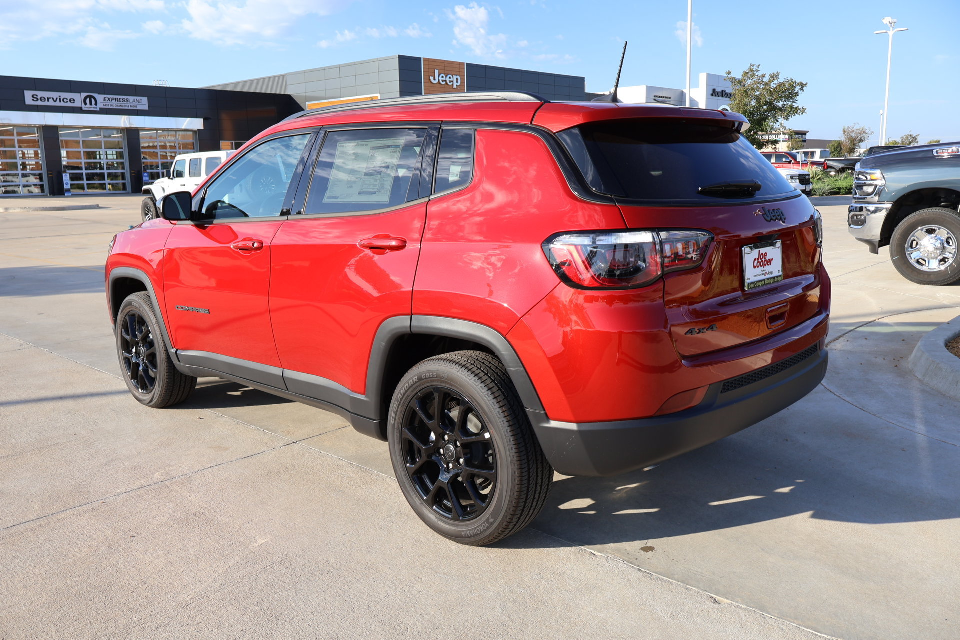 New 2026 Jeep Compass Latitude AWD/4WD image 22