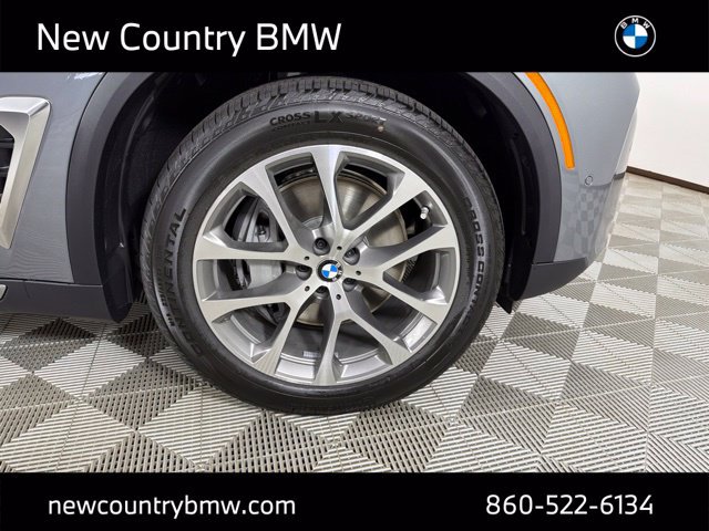 New 2026 BMW X5 xDrive50e w/ Premium Package AWD/4WD image 9