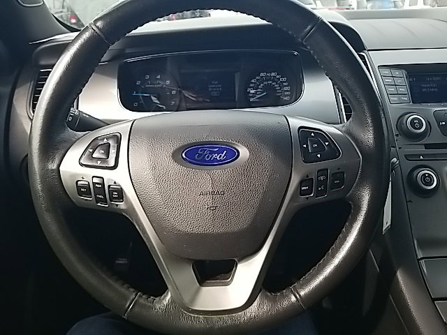 Used 2018 Ford Taurus SEL image 16