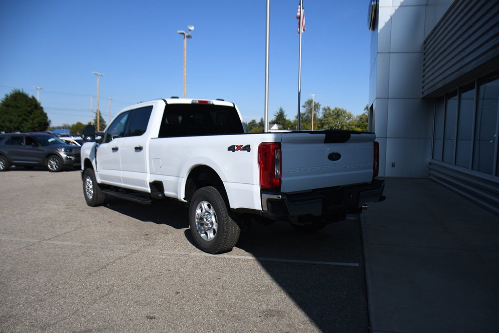 New 2026 Ford F350 XLT image 4