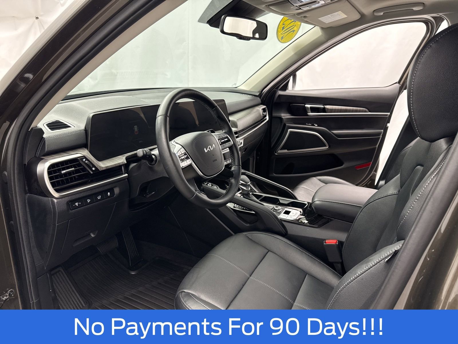 Used 2025 Kia Telluride EX image 10