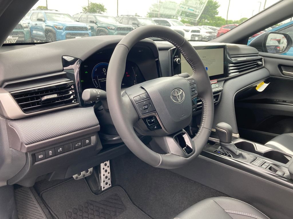 New 2026 Toyota Camry SE FWD image 9