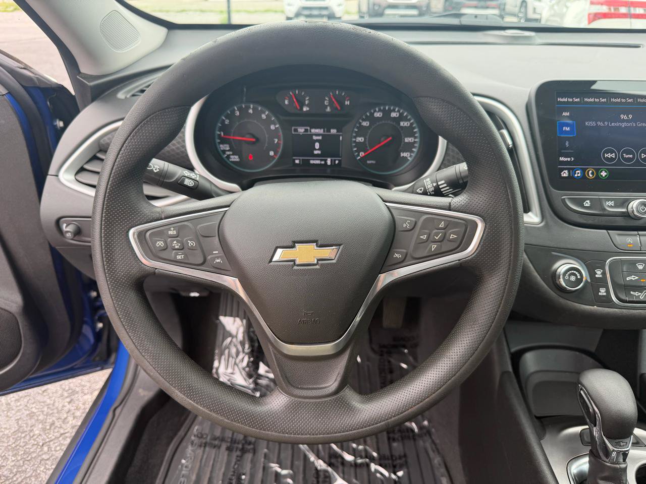Used 2023 Chevrolet Malibu LS FWD image 24