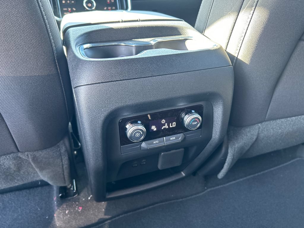 New 2026 GMC Acadia Elevation w/ Black Edition AWD/4WD image 32