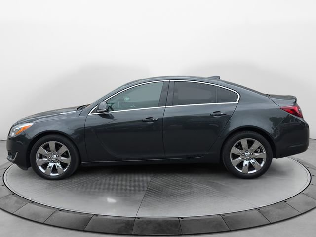 Used 2016 Buick Regal Premium FWD image 2