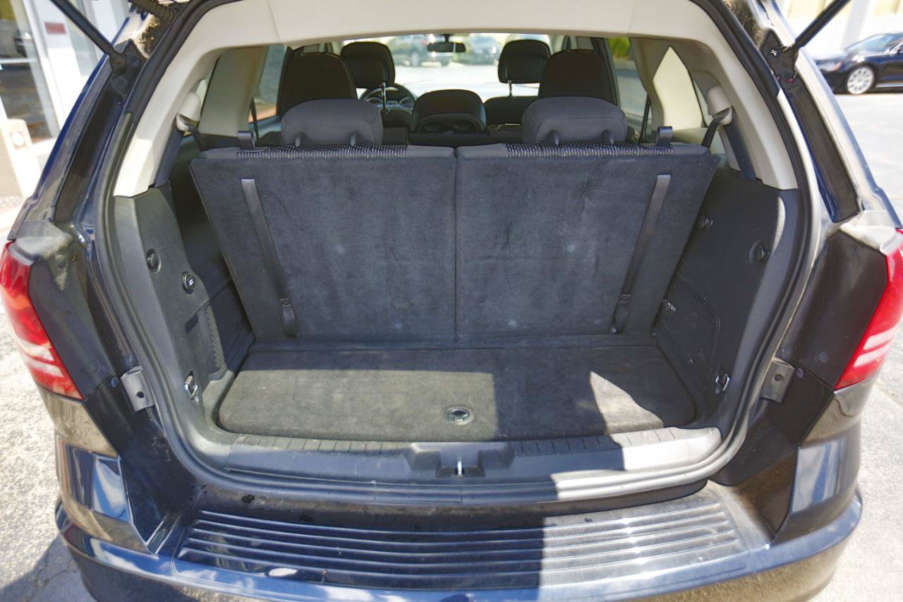 Used 2017 Dodge Journey SE w/ Flexible Seating Group FWD image 11