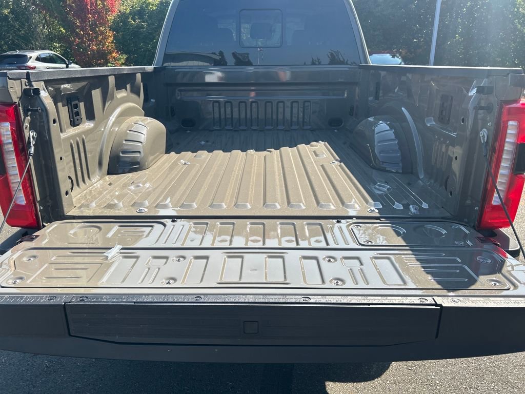New 2026 Ford F250 Lariat image 23