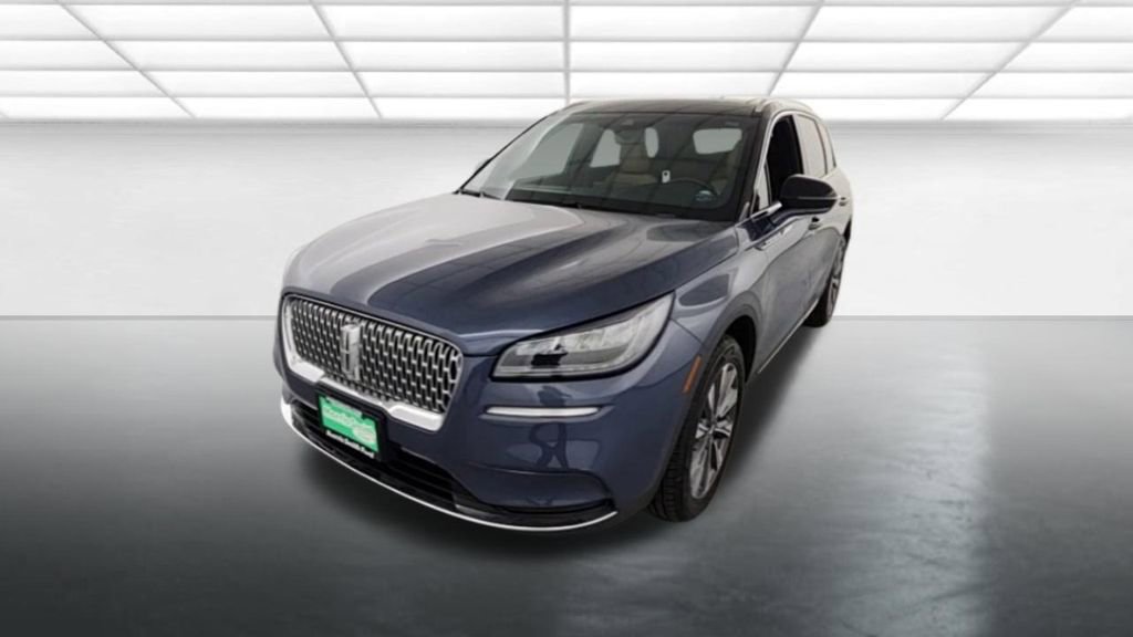 Used 2022 Lincoln Corsair Reserve w/ Luxury Package AWD/4WD image 2