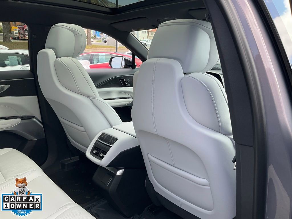 Used 2024 Cadillac Lyriq Sport AWD/4WD image 48