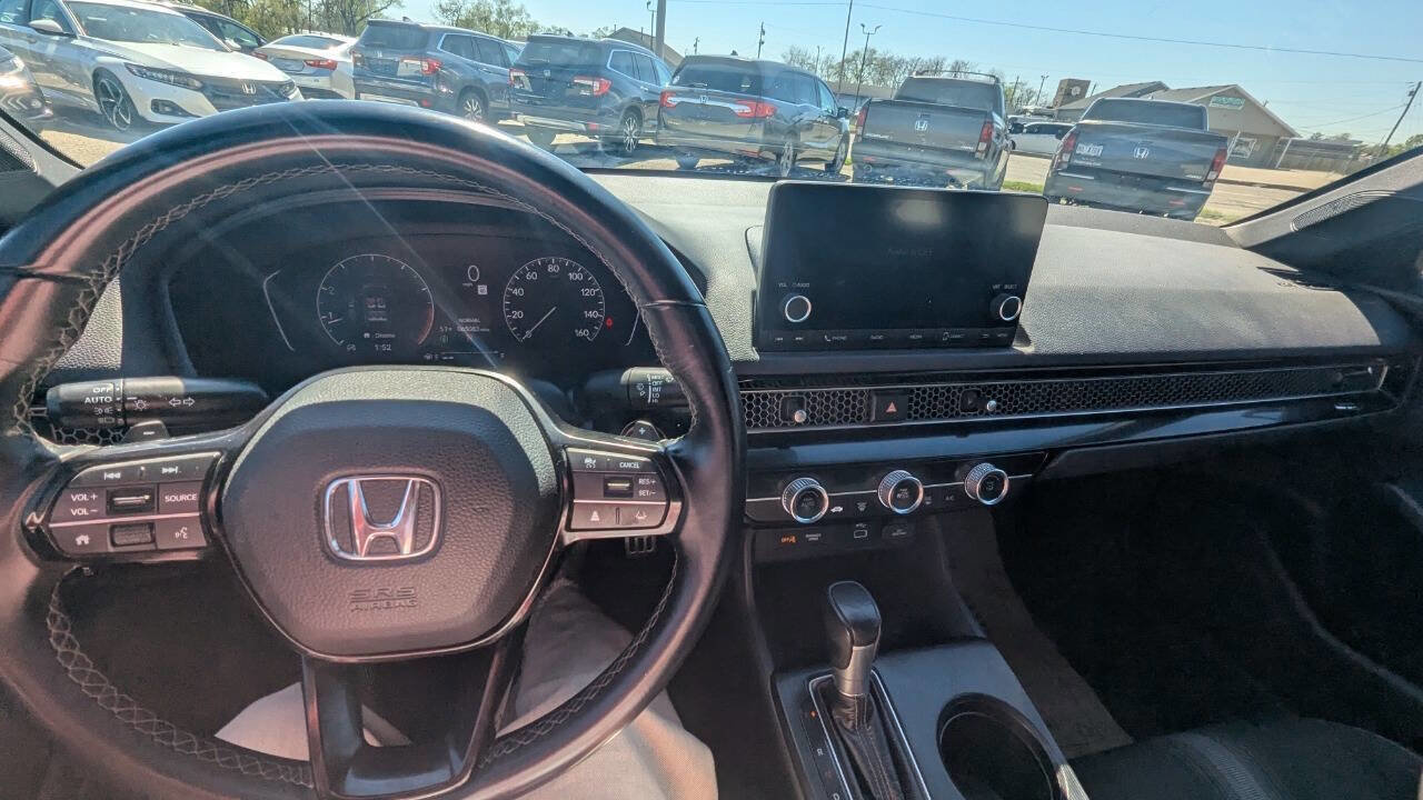 Used 2022 Honda Civic Sport image 9