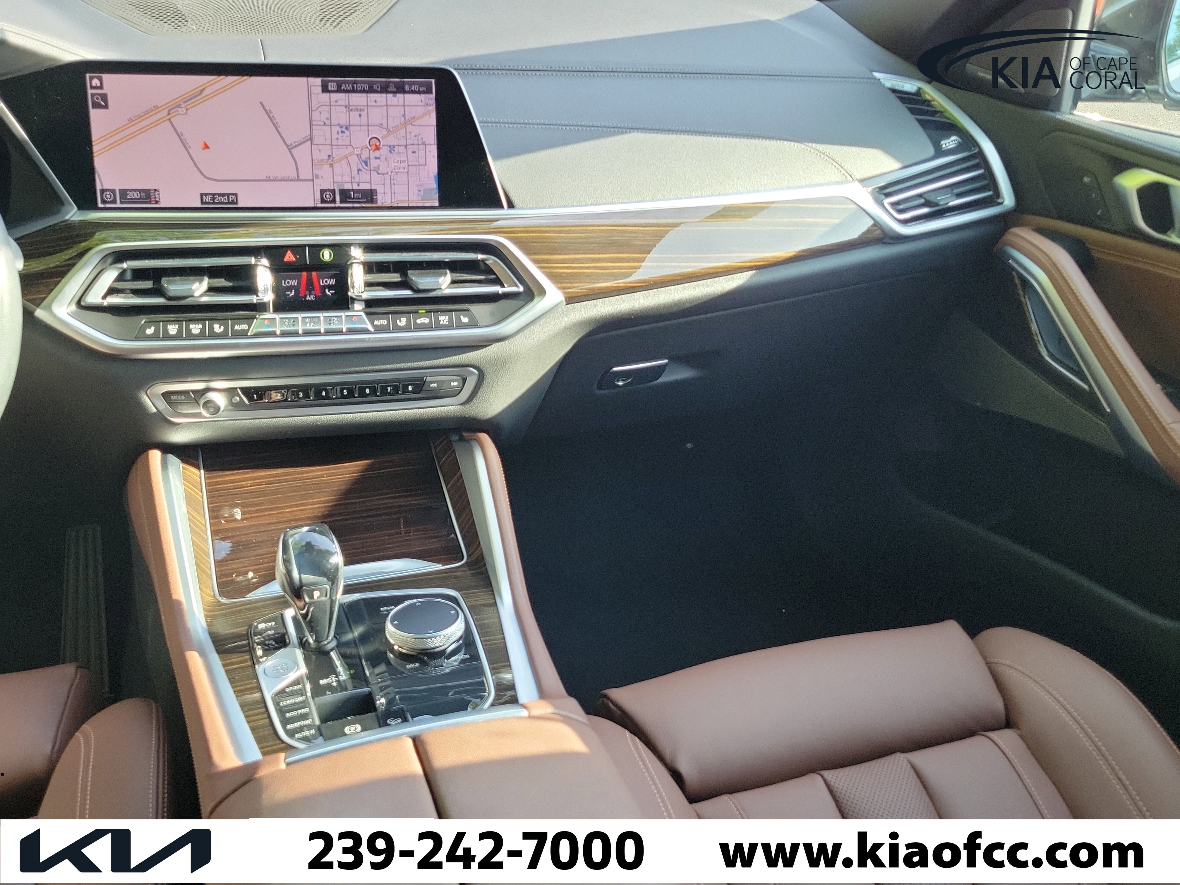 Used 2021 BMW X6 xDrive40i w/ Premium Package image 16