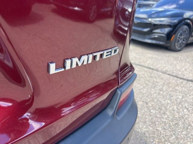 Used 2019 Jeep Cherokee Limited AWD/4WD image 24