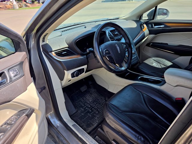 Used 2016 Lincoln MKC Reserve w/ Lincoln MKC Climate Package AWD/4WD image 14