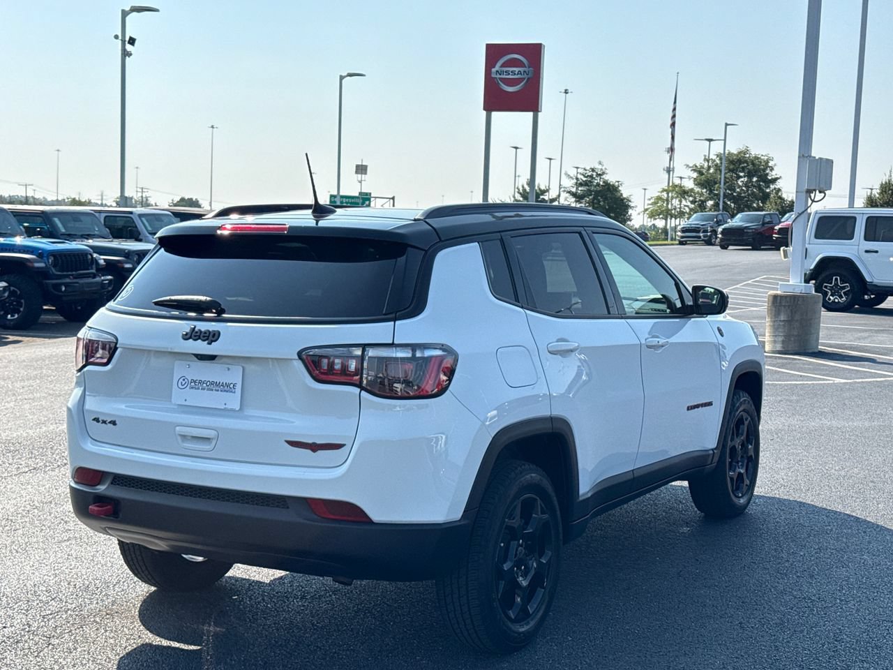 Used 2023 Jeep Compass Trailhawk w/ Sun and Sound Group AWD/4WD image 3