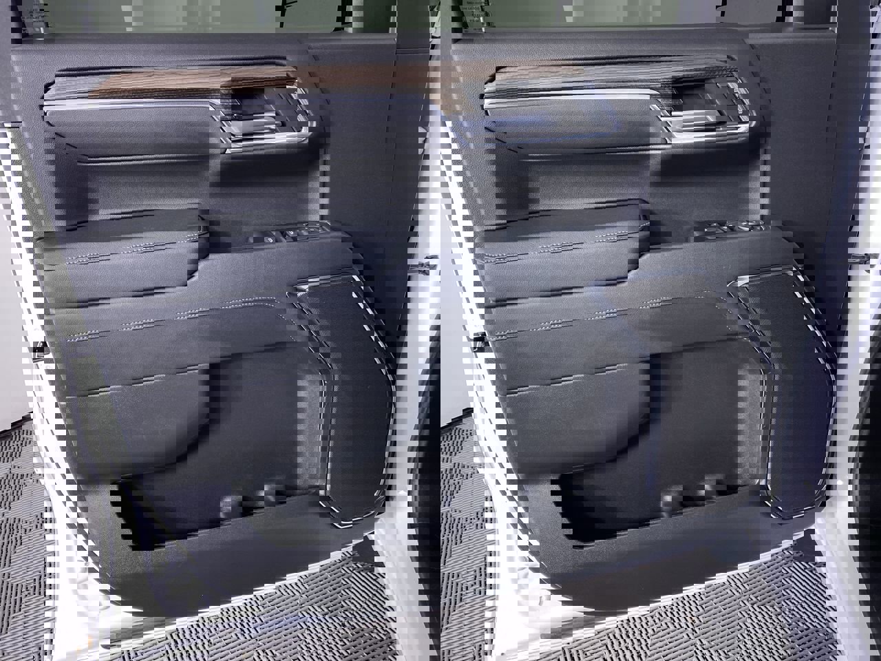 Used 2023 Chevrolet Silverado 1500 RST w/ Z71 Off-Road Package image 21