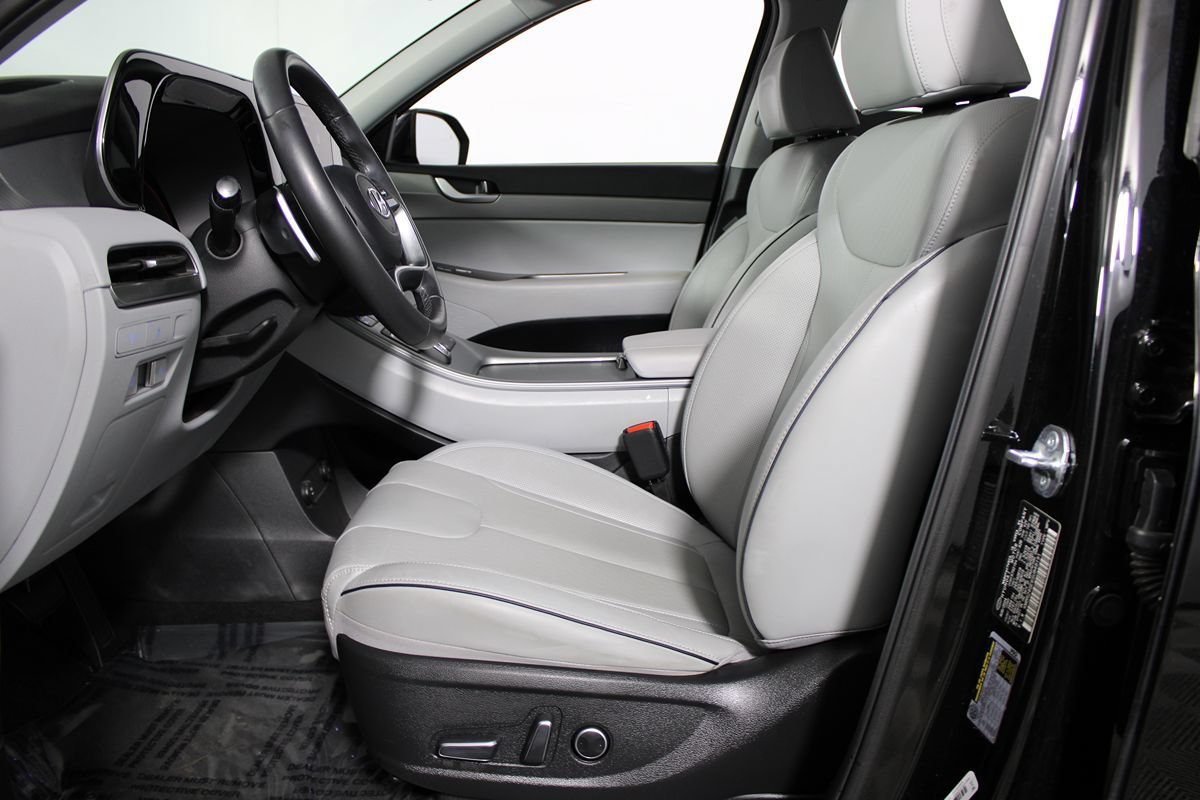 Used 2025 Hyundai Palisade SEL FWD image 12