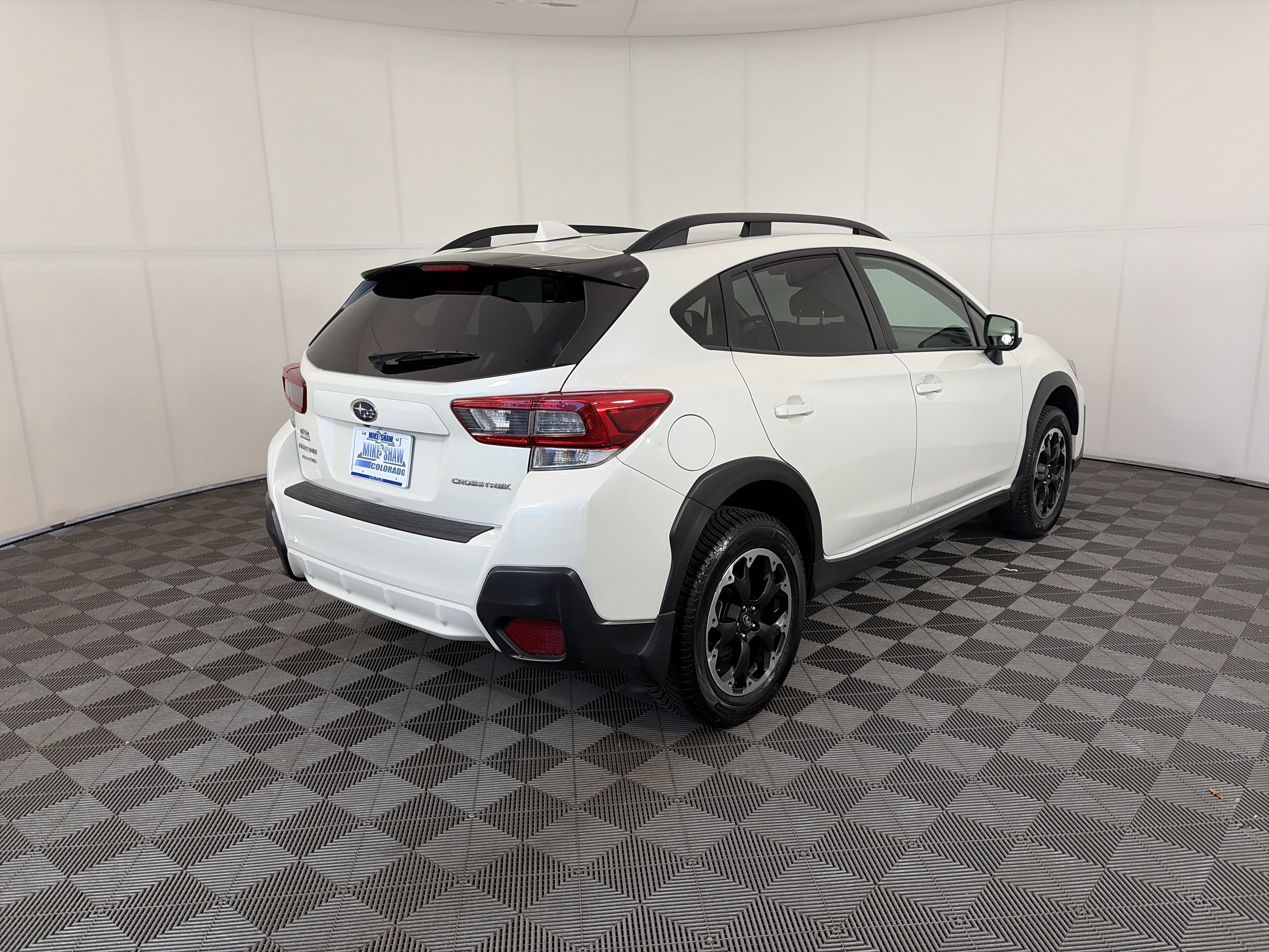 Used 2021 Subaru Crosstrek 2.0i Premium w/ Moonroof Package image 5