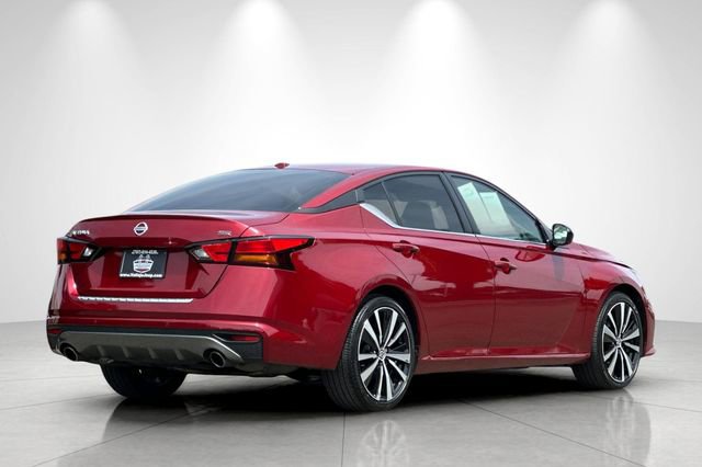 Used 2022 Nissan Altima 2.5 SR FWD image 4