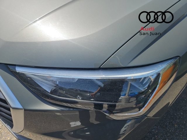 Used 2020 Audi Q3 2.0T Premium w/ Convenience Package AWD/4WD image 4