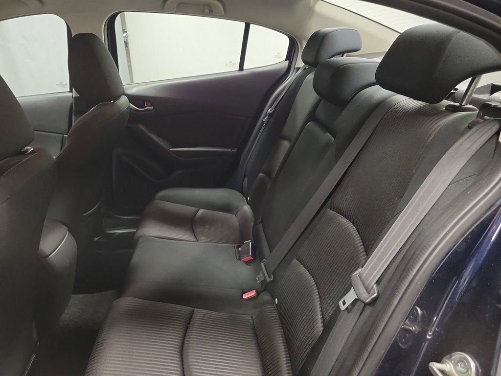 Used 2016 MAZDA MAZDA3 i Sport w/ Preferred Equipment Package image 23