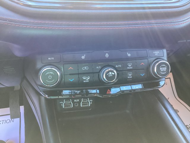 Used 2023 Dodge Durango GT image 16