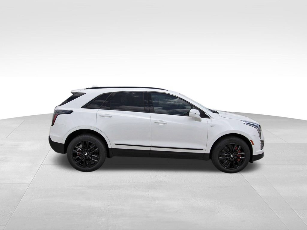 New 2026 Cadillac XT5 Sportv w/ LPO, Onyx Lite Package AWD/4WD image 5