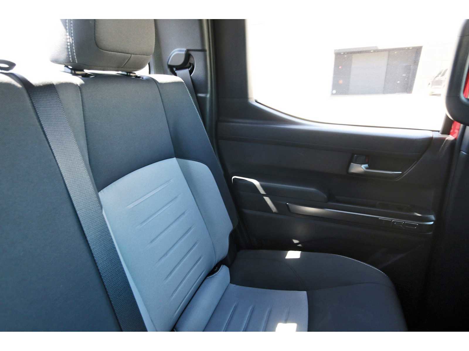 Used 2025 Toyota Tacoma TRD Sport image 10