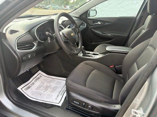 Used 2024 Chevrolet Malibu LT FWD image 13